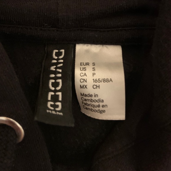 Black & white New York cropped hoodie size small H&M divided - Picture 4 of 4